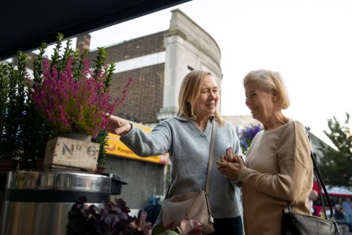 Umzugsreinigung bei Seniorenumzügen – Besonderheiten & sensible Bereiche